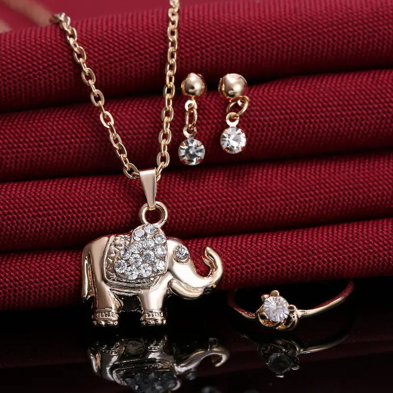 Animal Pendant Jewelry Set: Necklace, Ring, Earrings